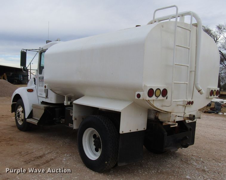 image for item DG6735 2002 Kenworth T300 tank truck