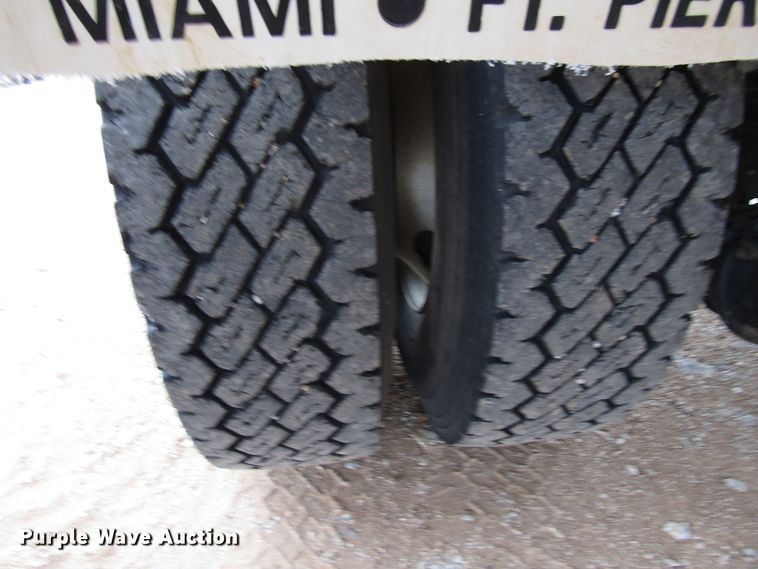 image for item DG6735 2002 Kenworth T300 tank truck