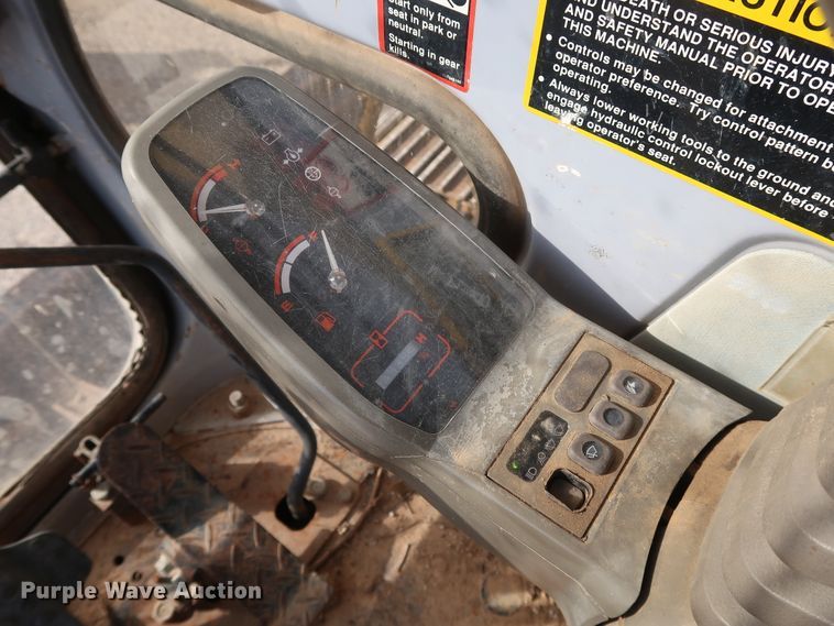 image for item DH0752 1994 John Deere 190E mini excavator