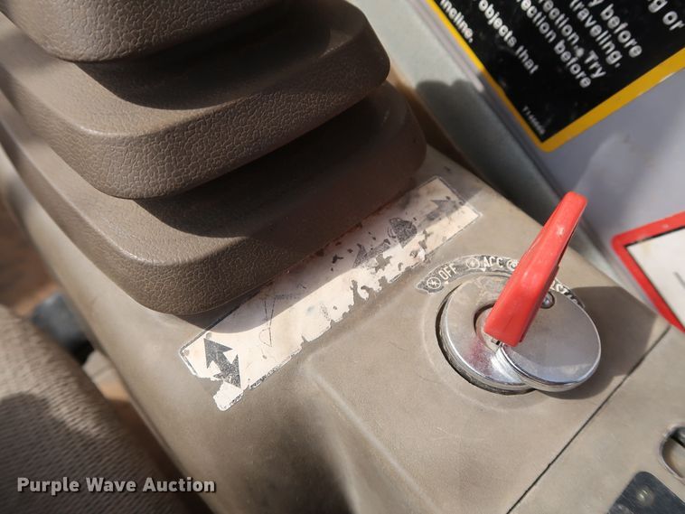 image for item DH0752 1994 John Deere 190E mini excavator