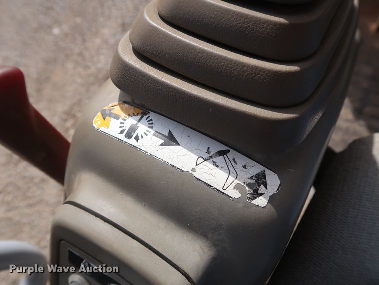 image for item DH0752 1994 John Deere 190E mini excavator