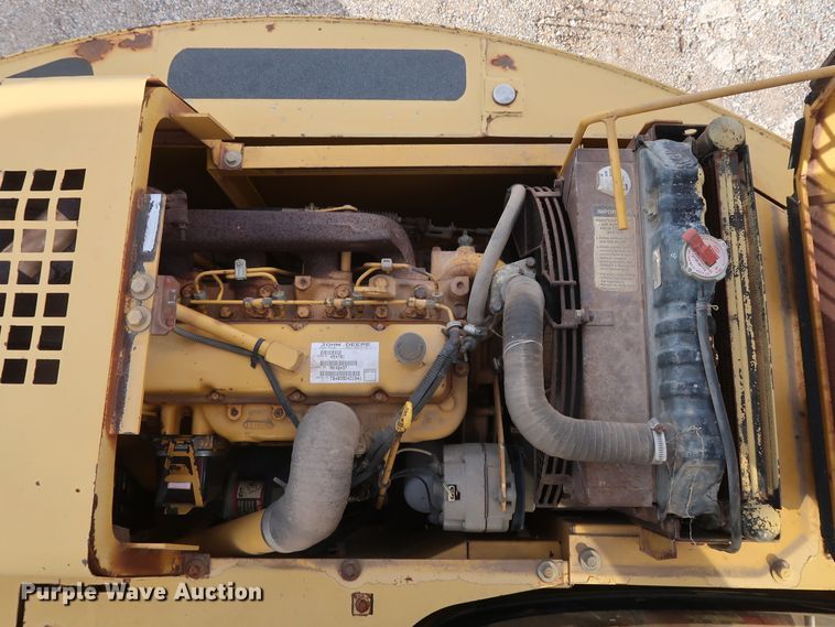 image for item DH0752 1994 John Deere 190E mini excavator