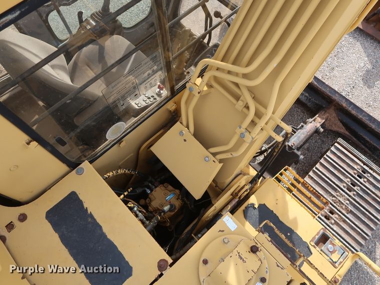 image for item DH0752 1994 John Deere 190E mini excavator