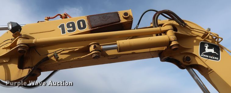 image for item DH0752 1994 John Deere 190E mini excavator