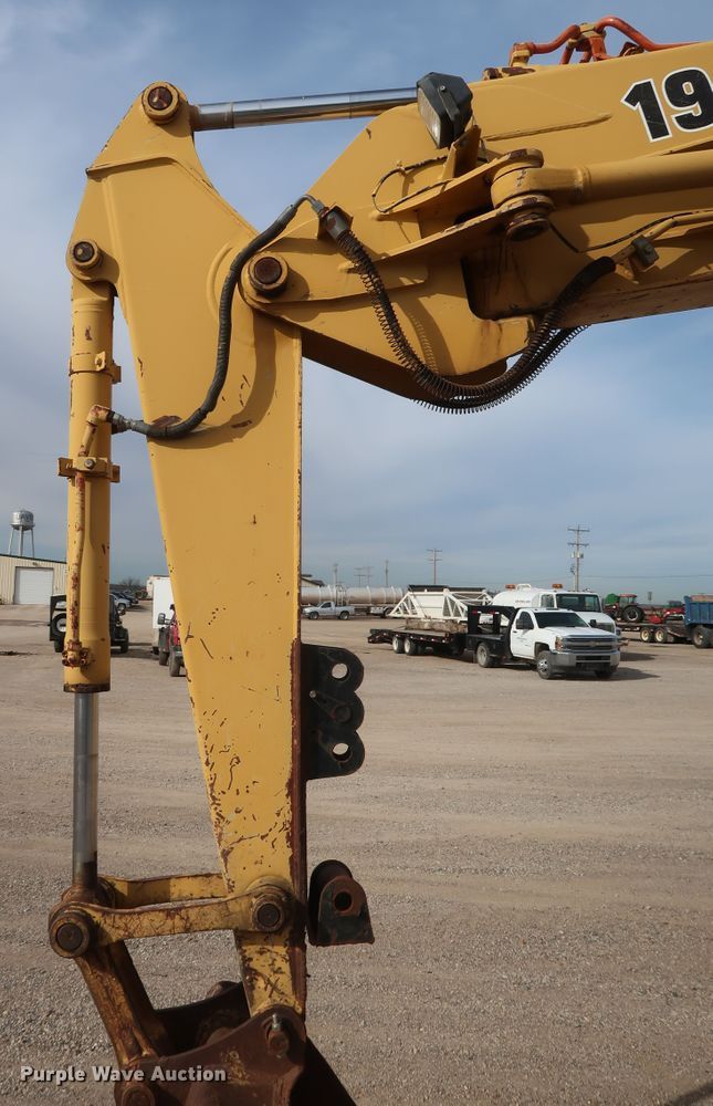 image for item DH0752 1994 John Deere 190E mini excavator