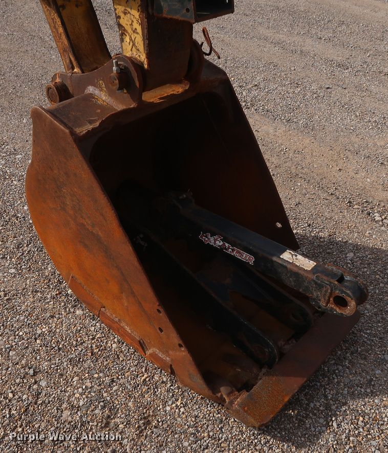 image for item DH0752 1994 John Deere 190E mini excavator