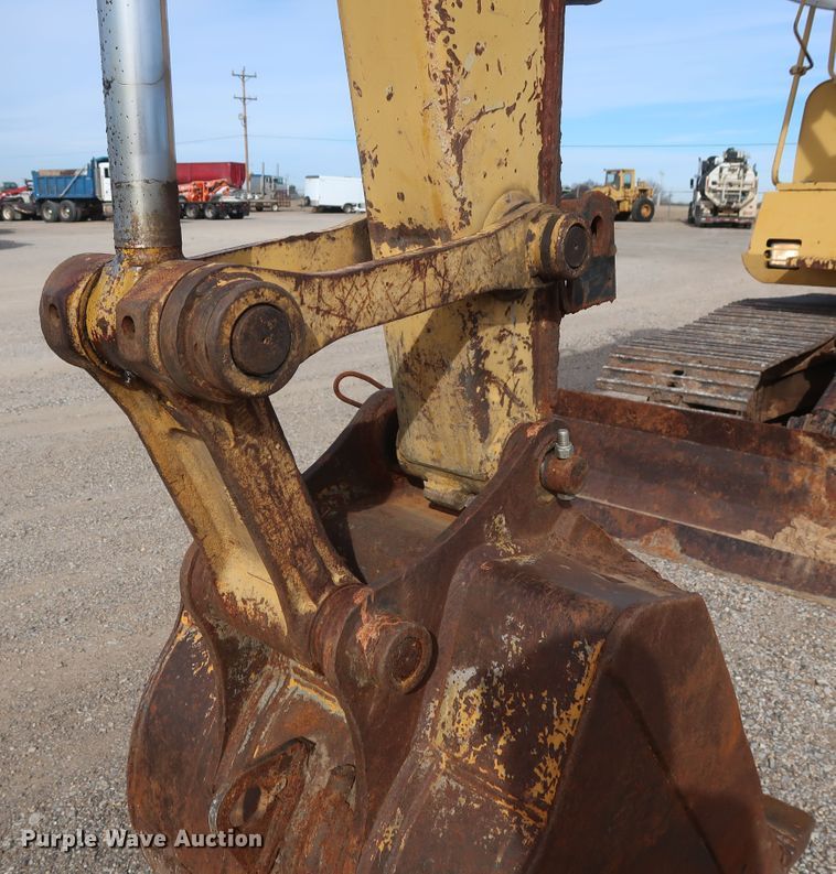 image for item DH0752 1994 John Deere 190E mini excavator