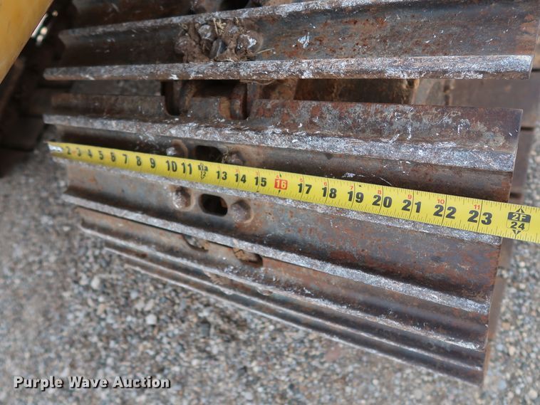 image for item DH0752 1994 John Deere 190E mini excavator