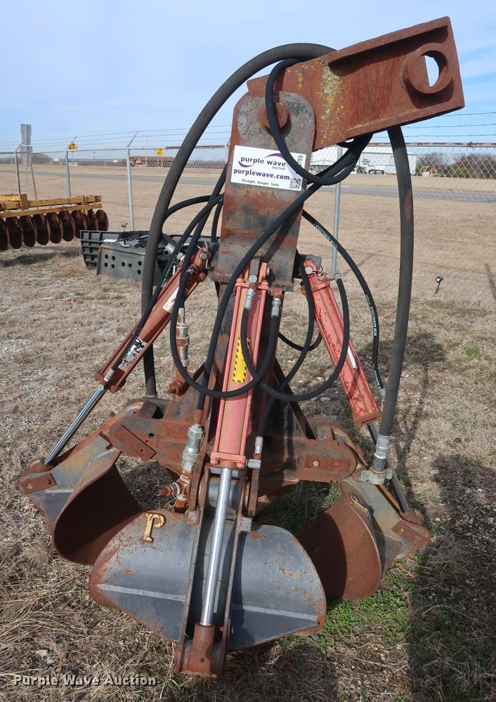 image for item DH0755 Pemberton 13207JP690B3X-OP excavator grapple