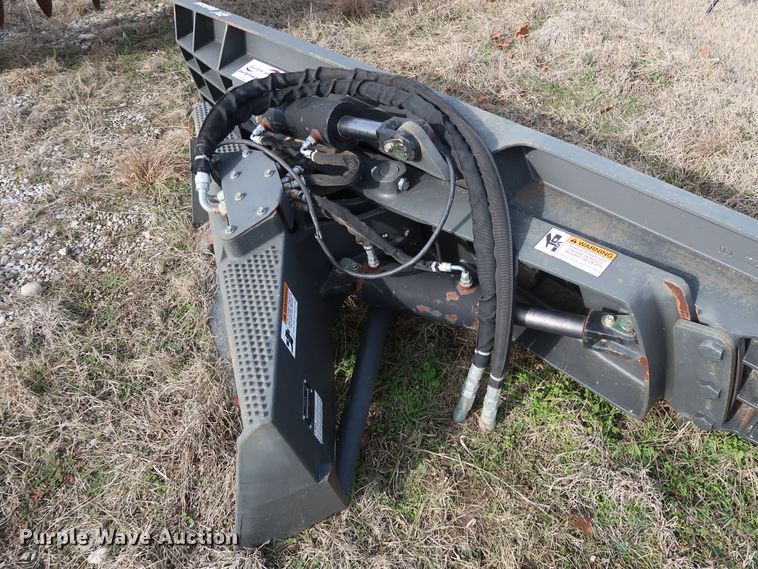 image for item DH0756 2010 Bobcat 96 skid steer dozer blade