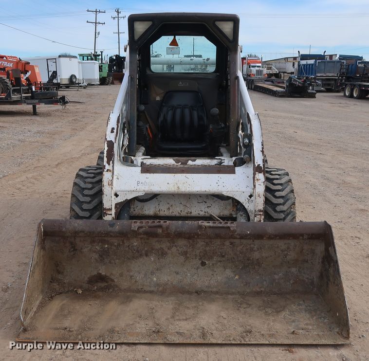 image for item DH0758 2001 Bobcat 773 skid steer