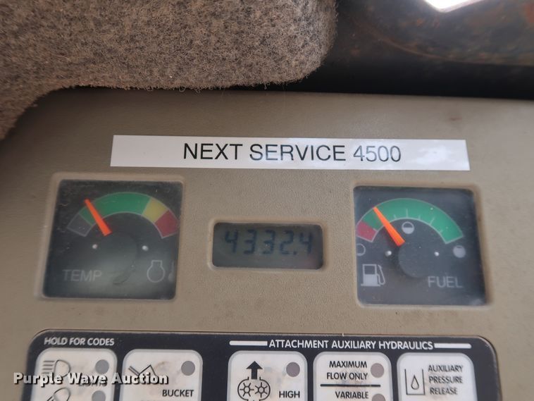 image for item DH0758 2001 Bobcat 773 skid steer