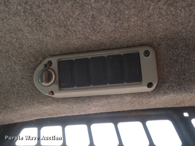 image for item DH0758 2001 Bobcat 773 skid steer