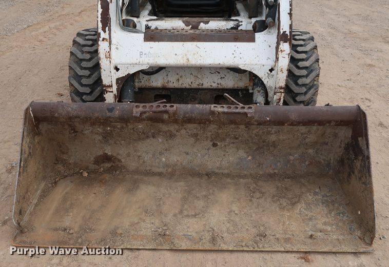 image for item DH0758 2001 Bobcat 773 skid steer
