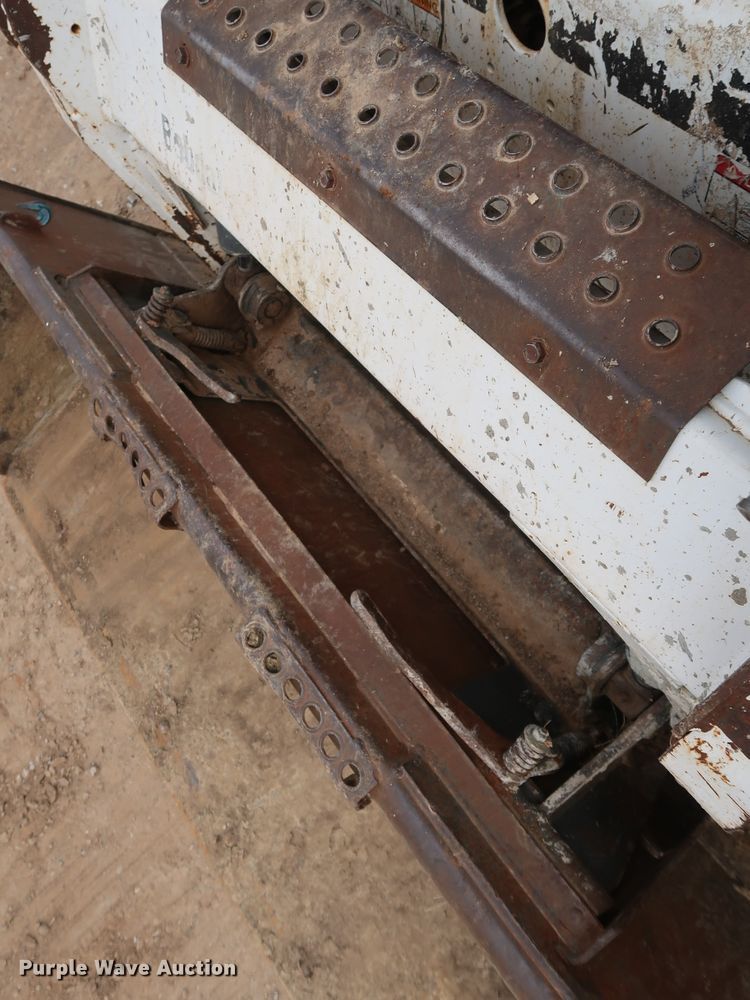 image for item DH0758 2001 Bobcat 773 skid steer