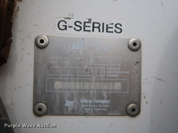 image for item DH0758 2001 Bobcat 773 skid steer