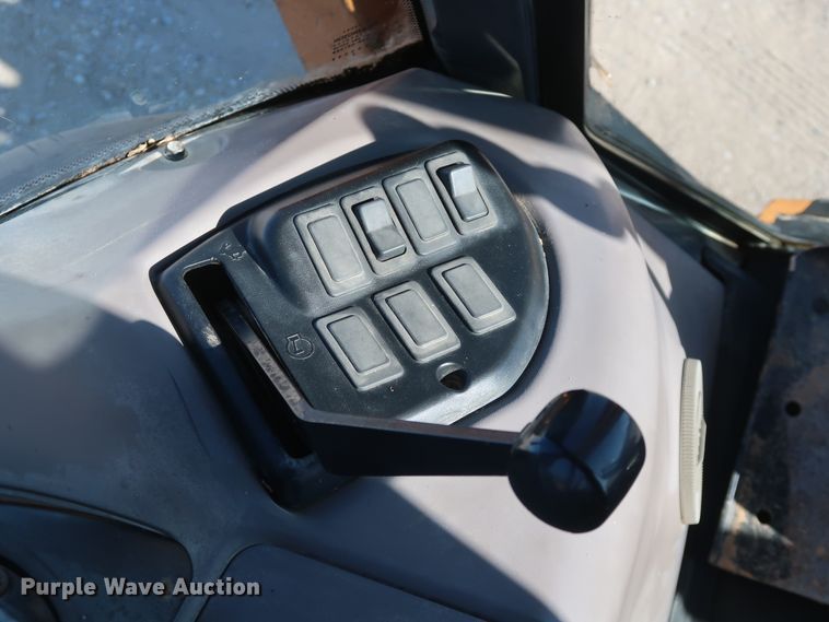 image for item DH0788 2001 Case 580M backhoe