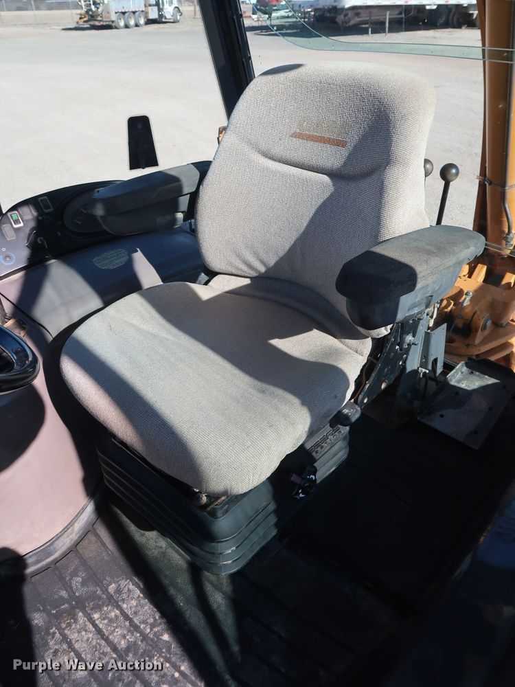 image for item DH0788 2001 Case 580M backhoe