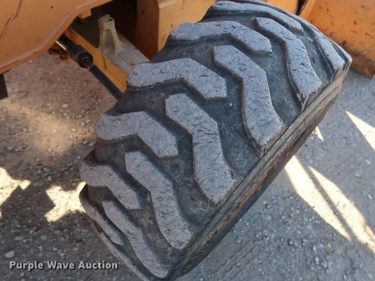 image for item DH0788 2001 Case 580M backhoe