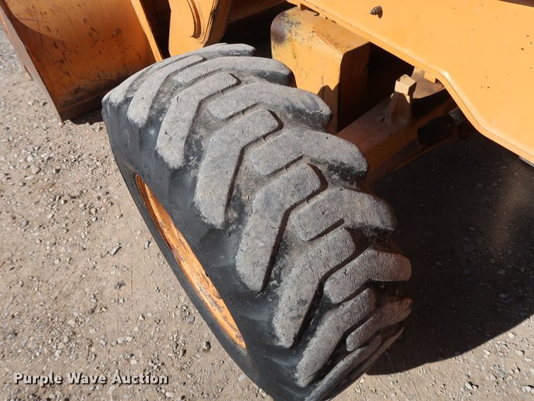 image for item DH0788 2001 Case 580M backhoe