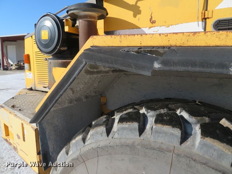 image for item DH1687 1996 Volvo A35C haul truck