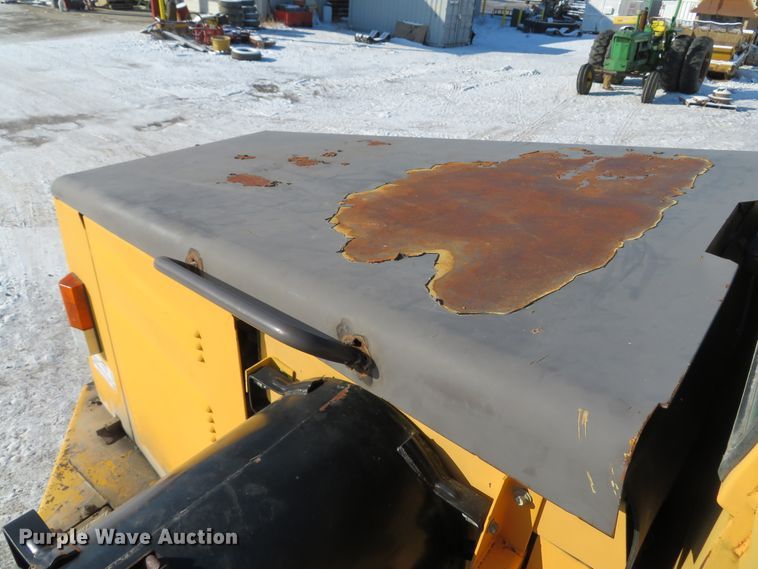 image for item DH1687 1996 Volvo A35C haul truck