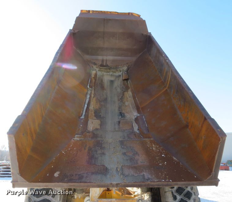 image for item DH1687 1996 Volvo A35C haul truck