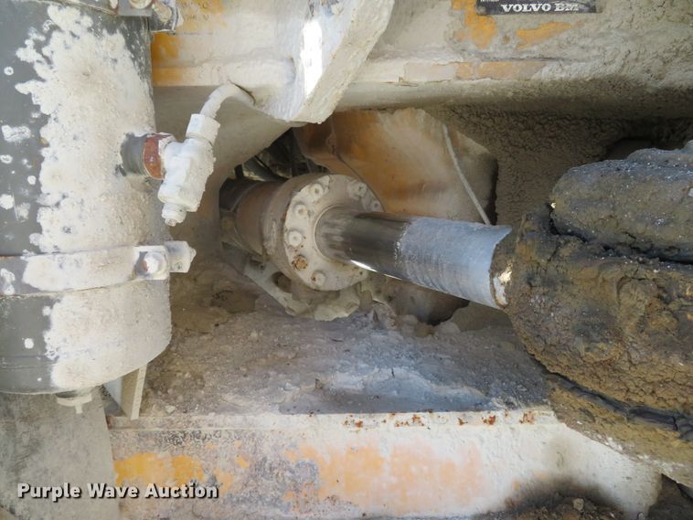 image for item DH1687 1996 Volvo A35C haul truck