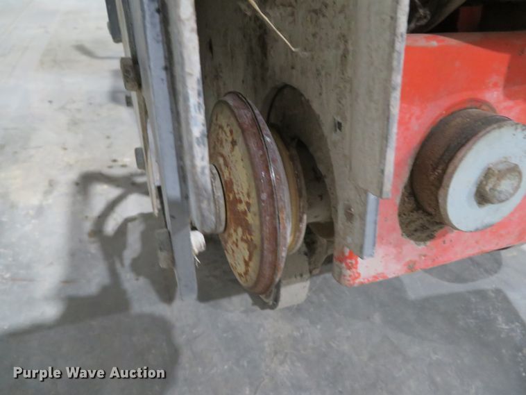 image for item DH1690 2012 Husqvarna FS520 concrete saw