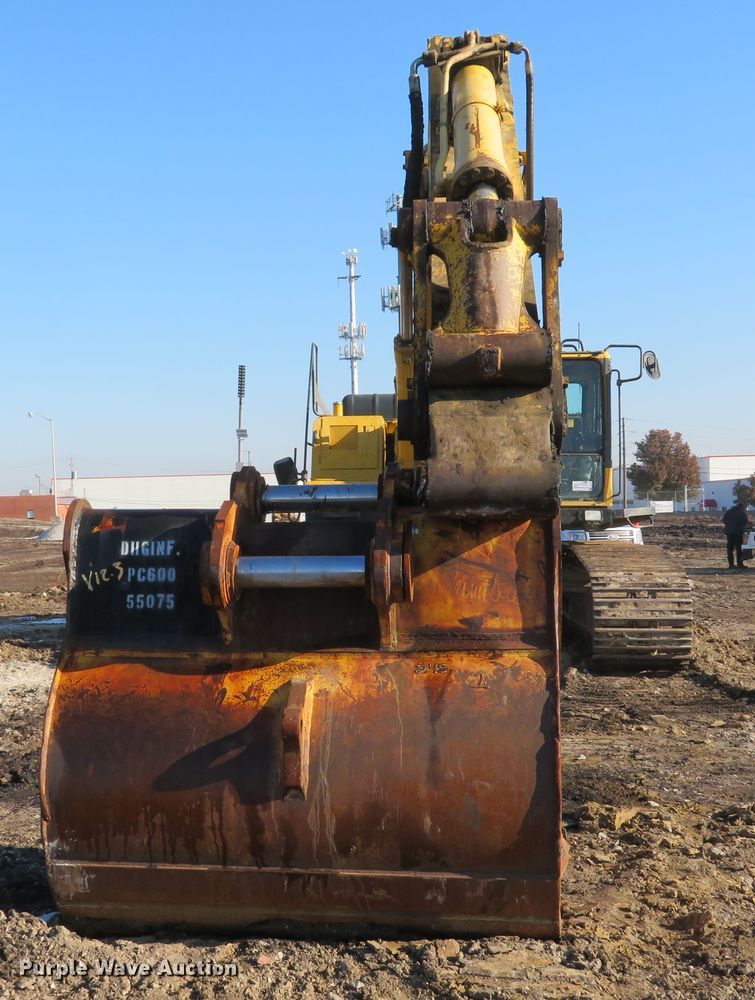 image for item DH1692 2008 Komatsu PC600LC-8 excavator
