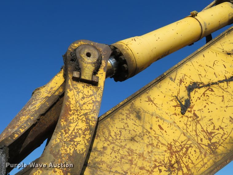 image for item DH1692 2008 Komatsu PC600LC-8 excavator