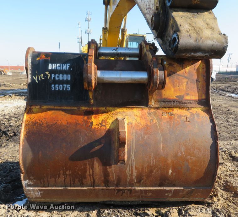 image for item DH1692 2008 Komatsu PC600LC-8 excavator