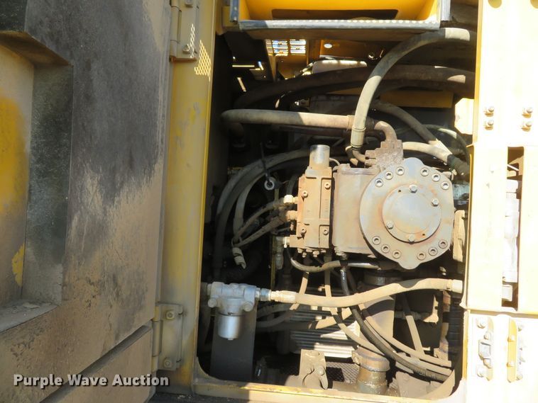 image for item DH1692 2008 Komatsu PC600LC-8 excavator