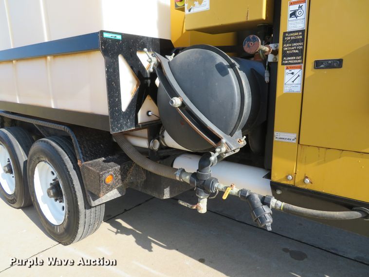 image for item DH1695 2015 Vermeer VX50-800 vacuum excavator