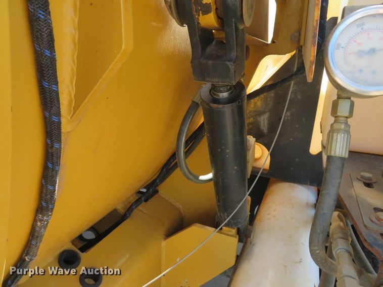 image for item DH1695 2015 Vermeer VX50-800 vacuum excavator