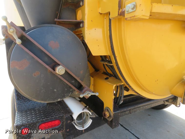image for item DH1695 2015 Vermeer VX50-800 vacuum excavator