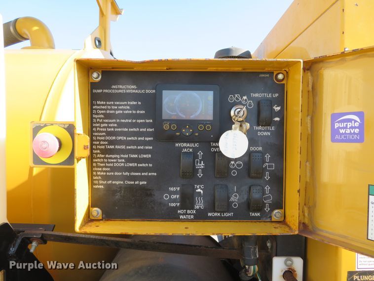 image for item DH1695 2015 Vermeer VX50-800 vacuum excavator