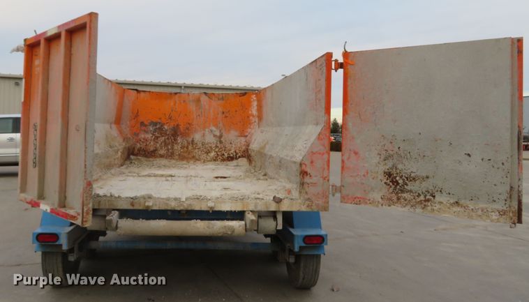 image for item DH1743 2007 Region Welding 14000-SDT roll-off dumpster trailer