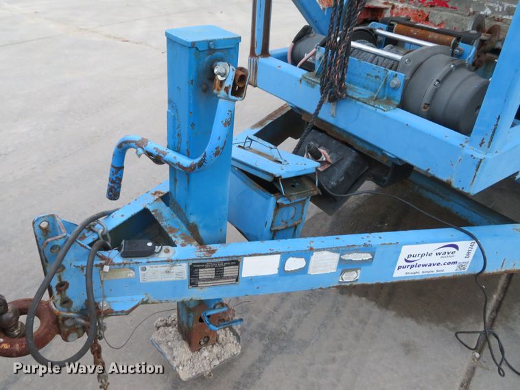 image for item DH1743 2007 Region Welding 14000-SDT roll-off dumpster trailer