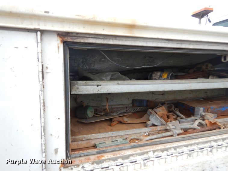 image for item DH2248 2004 Freightliner Business Class M2 utility bed truck