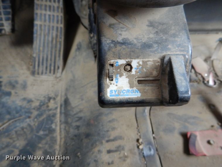 image for item DH2248 2004 Freightliner Business Class M2 utility bed truck