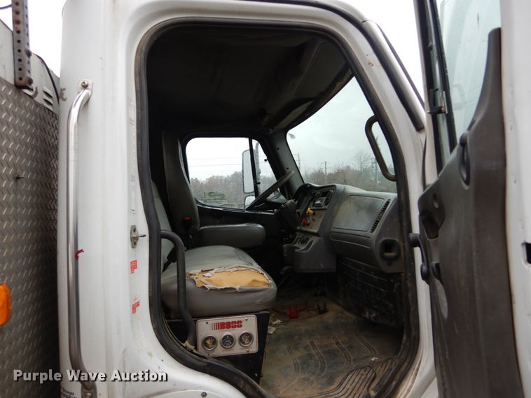 image for item DH2248 2004 Freightliner Business Class M2 utility bed truck