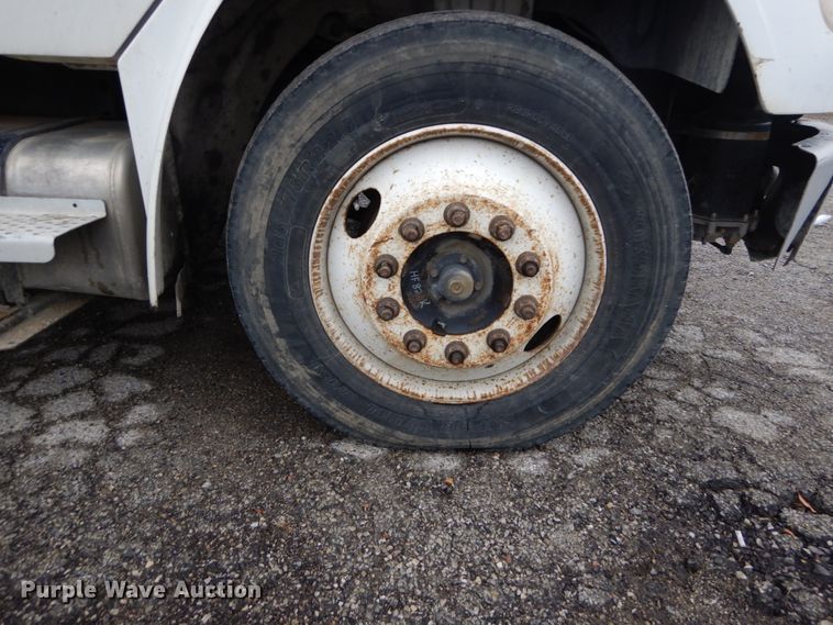 image for item DH2248 2004 Freightliner Business Class M2 utility bed truck