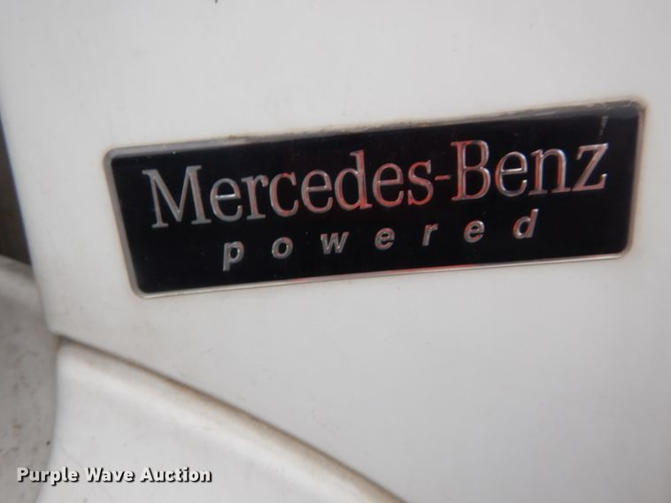 image for item DH2248 2004 Freightliner Business Class M2 utility bed truck