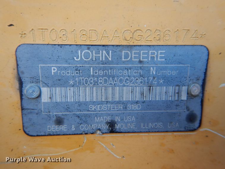 image for item DH4263 2013 John Deere 318D skid steer