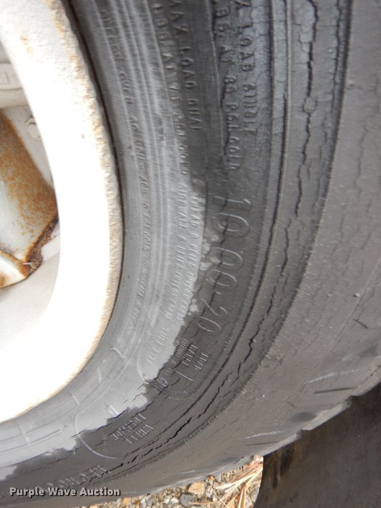 image for item DH4265 Pioneer 66DV-30TEC impact crusher