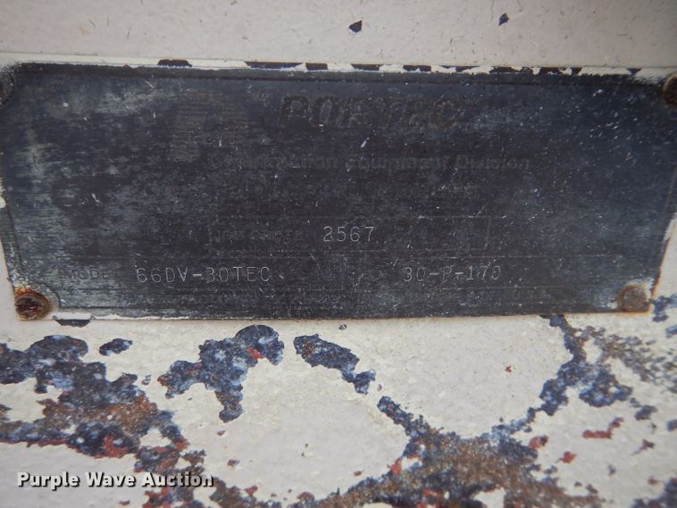 image for item DH4265 Pioneer 66DV-30TEC impact crusher