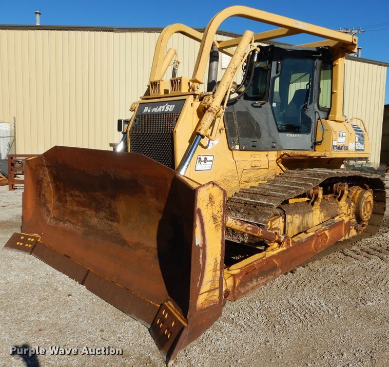 image for item DH4270 2005 Komatsu D65EX-15 dozer