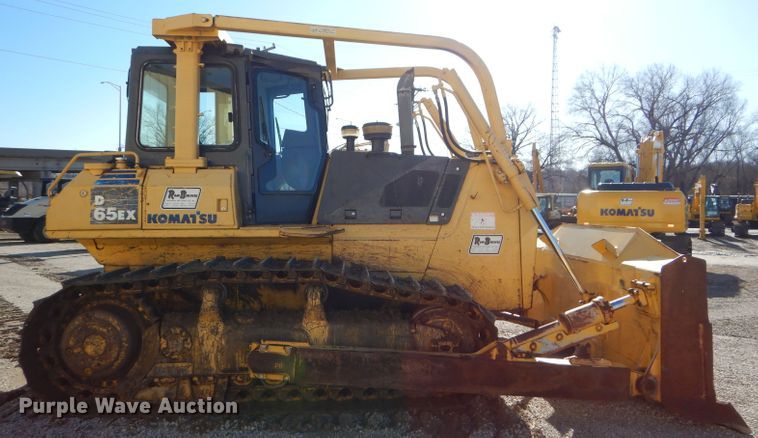 image for item DH4270 2005 Komatsu D65EX-15 dozer