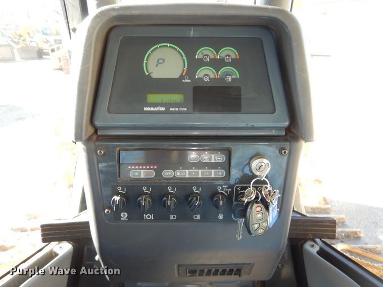 image for item DH4270 2005 Komatsu D65EX-15 dozer